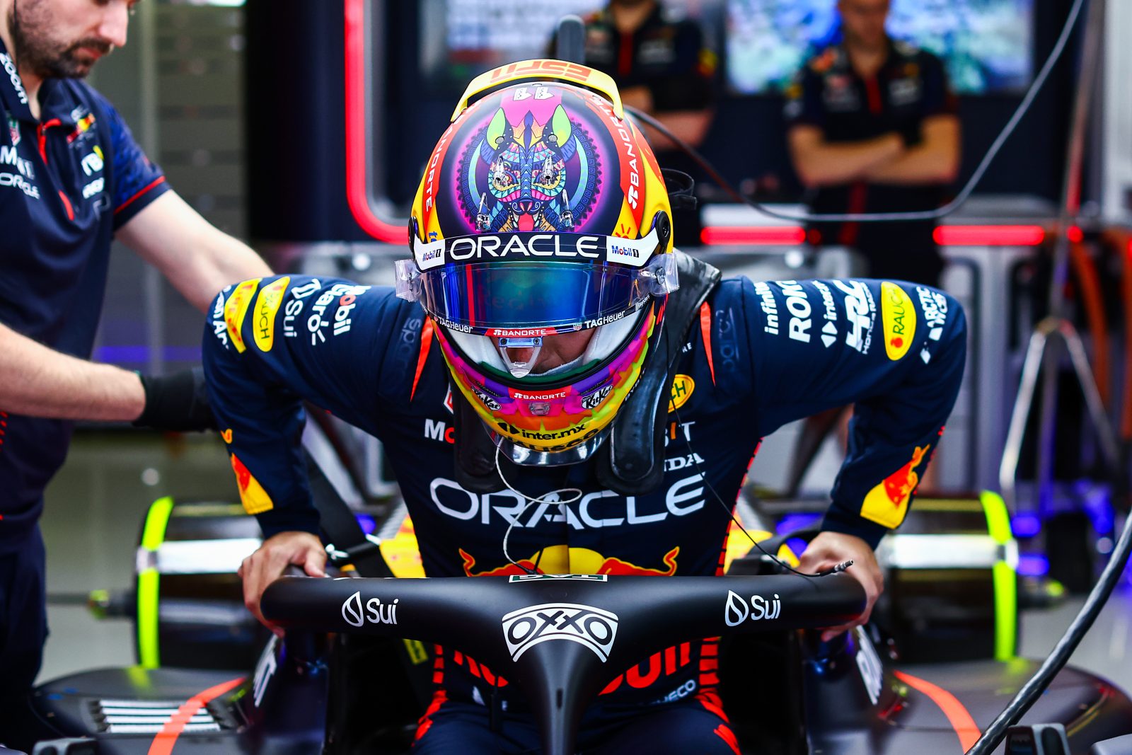 Red Bull quita presión a Pérez tras accidente en México: “Tiene contrato hasta 2024”