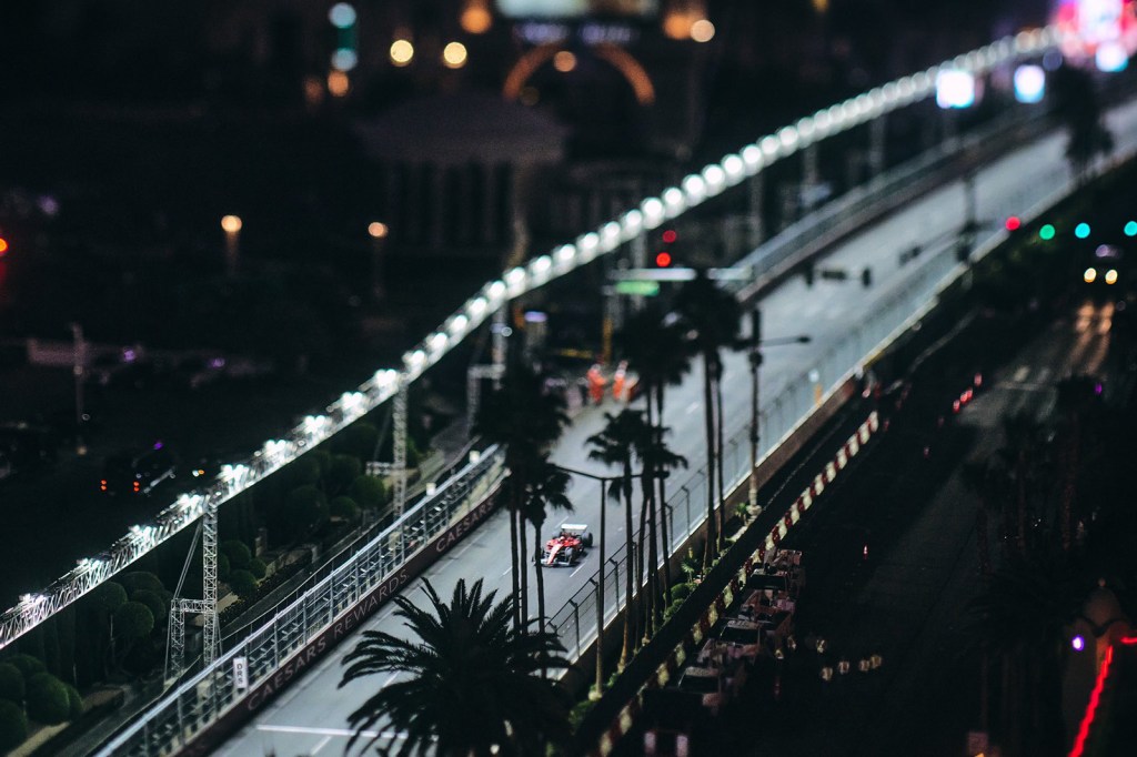 Fórmula 1 realiza primeiro GP de Las Vegas em noite de frio e sem chuva
