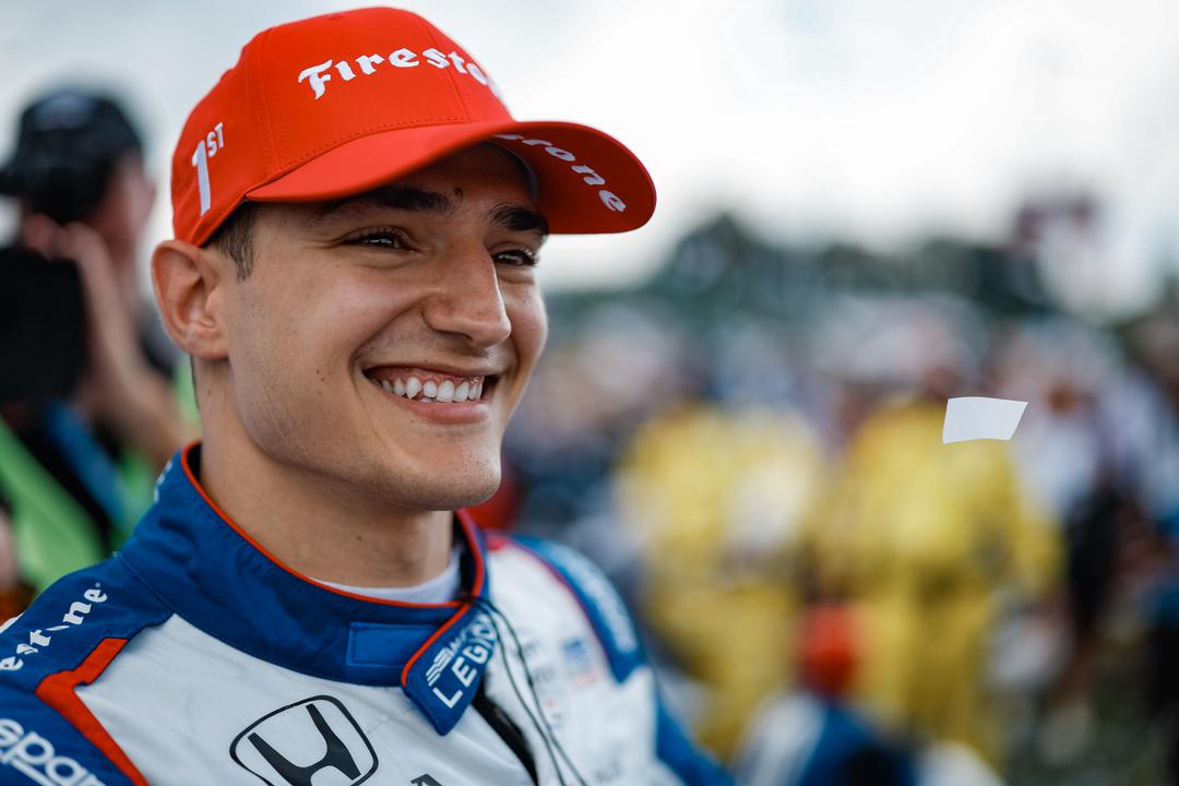 Palou confiesa que ha dejado de perseguir la F1 y se centra en “luchar por títulos y la Indy 500”
