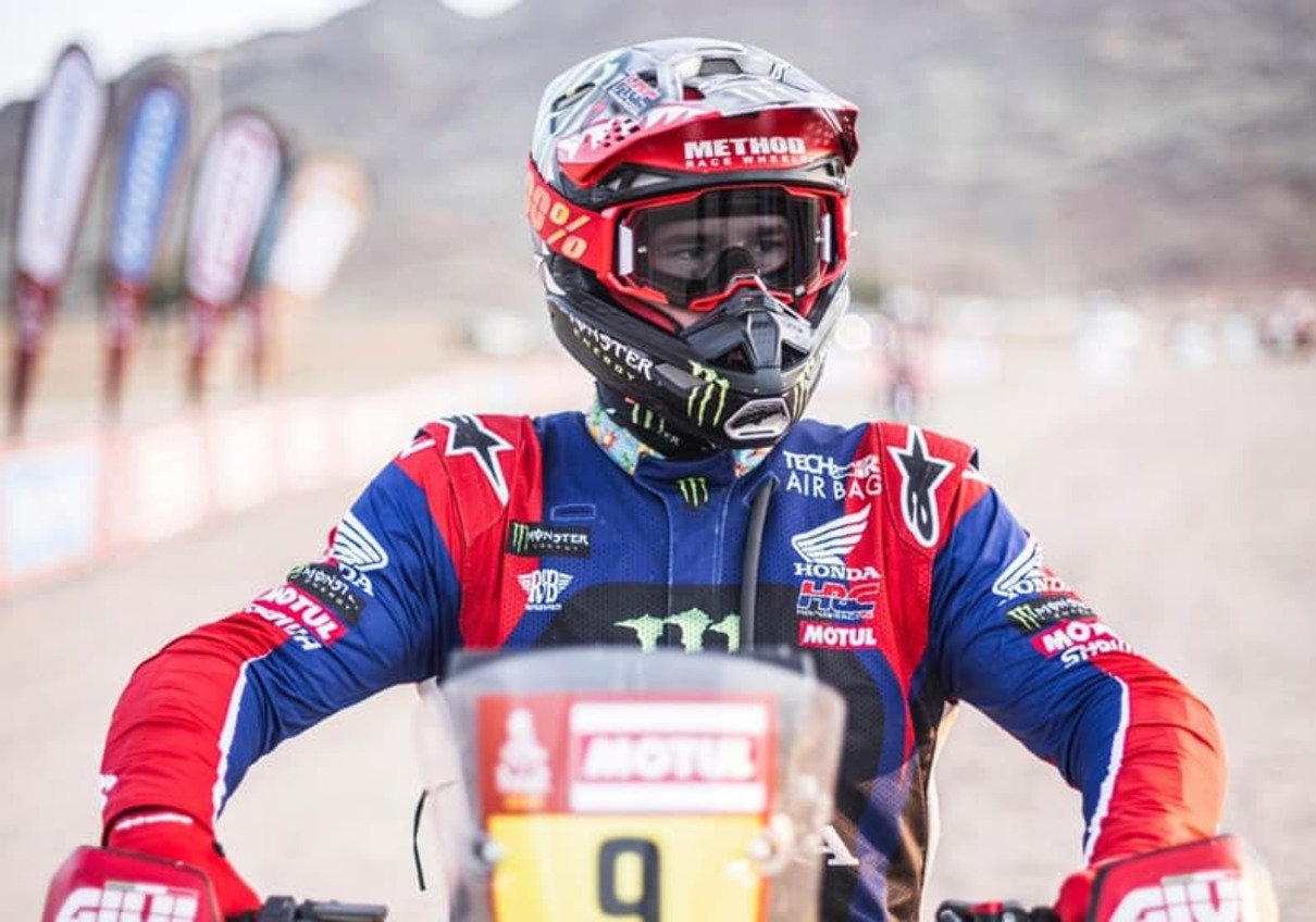 Kevin Benavides cierra el Dakar 2024 con victoria, Brabec logra el triunfo en Motos