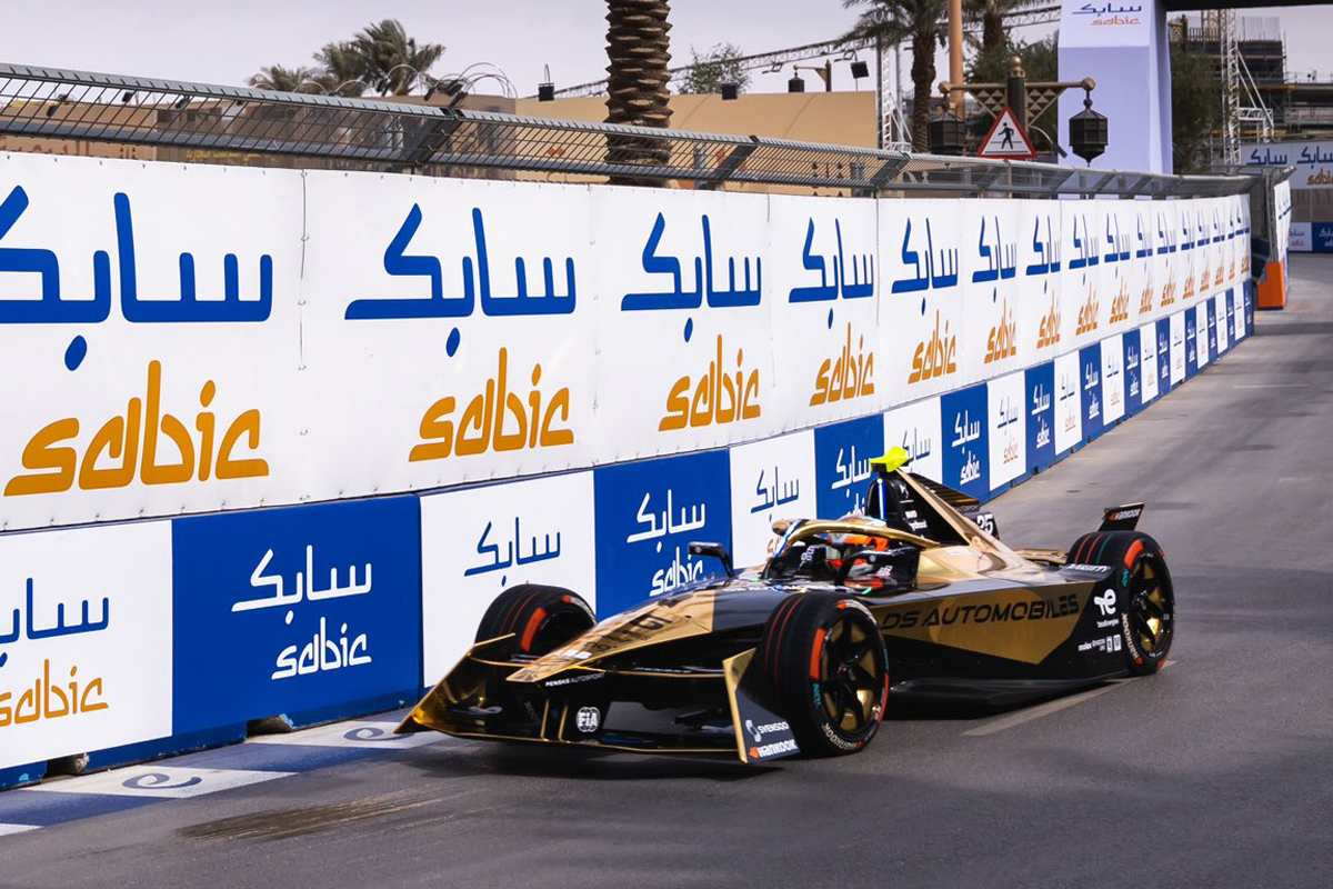 Vergne se impone ante Evans y logra la pole position del eP de Diriyah 1; Fenestraz, 15°