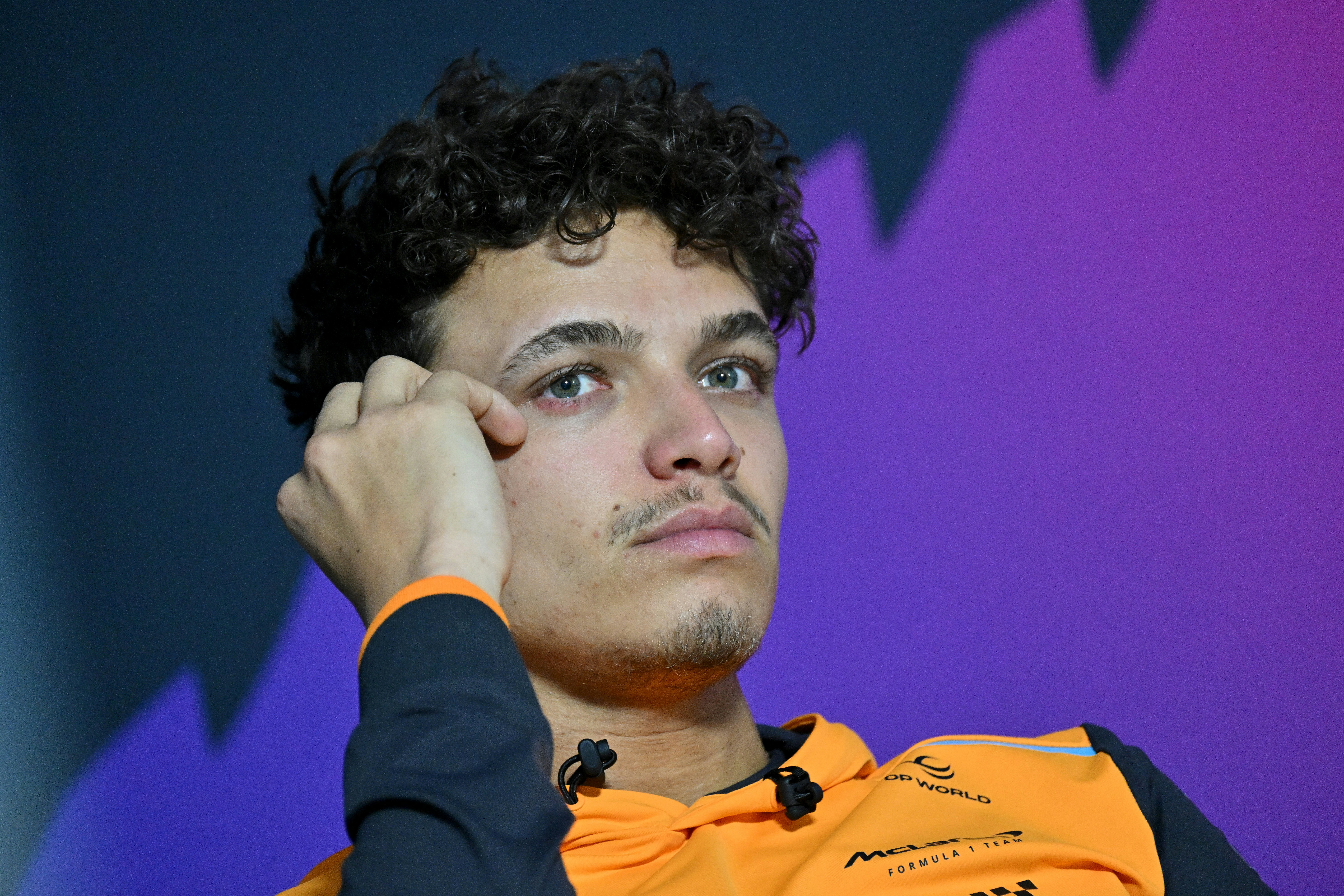 Norris dice que McLaren está “muy por detrás” de Red Bull y Ferrari tras la pretemporada