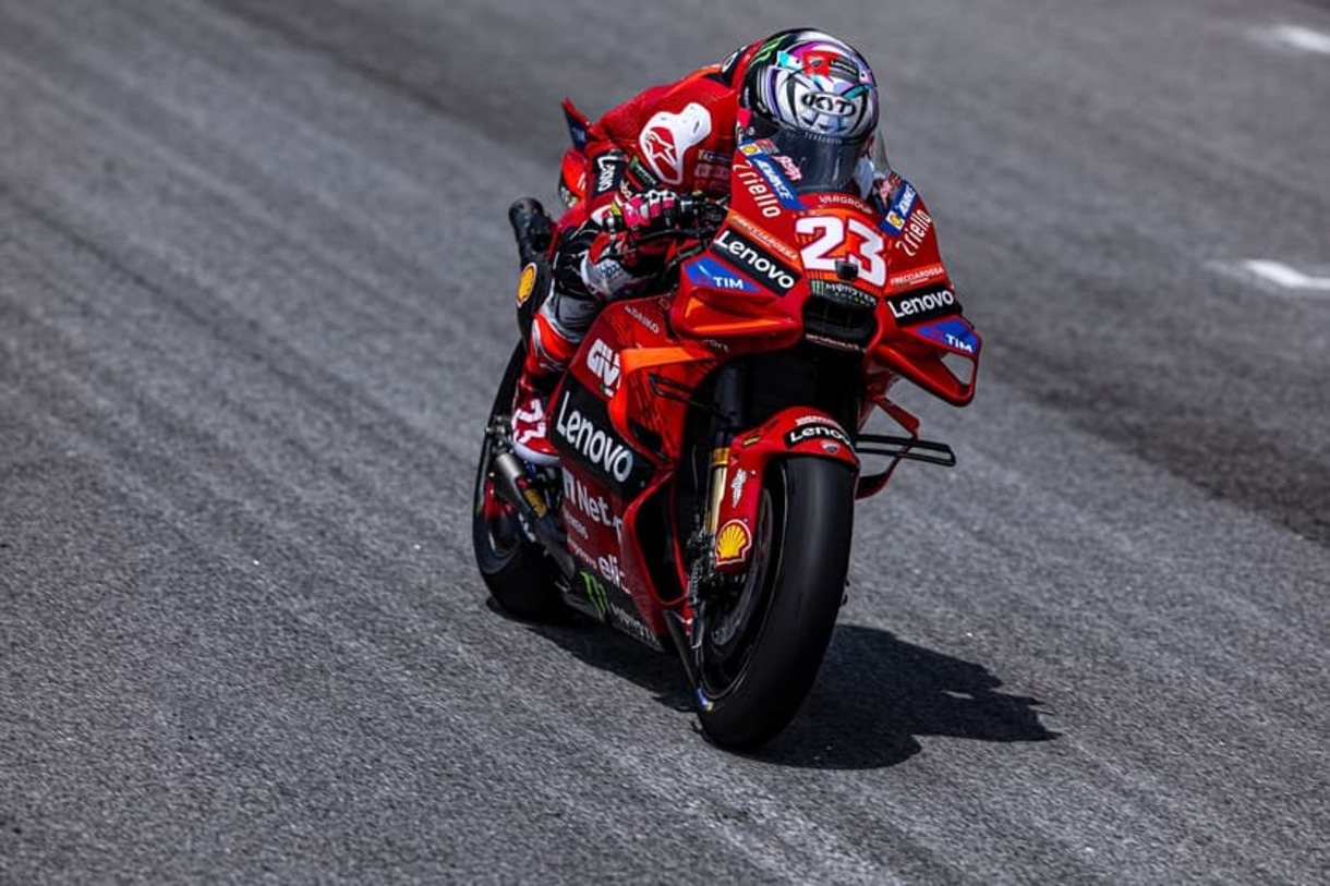 Bastianini ve a Martín con “algo más”, pero espera a que se defina su futuro en Ducati