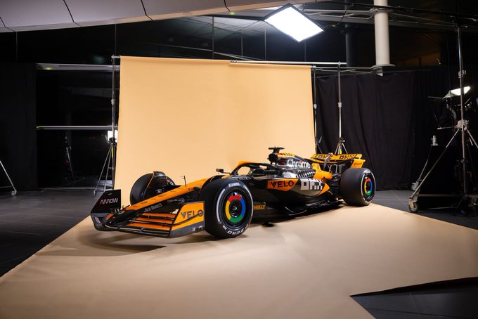 MCLAREN MCL38: HORA DE VOLTAR A VENCER