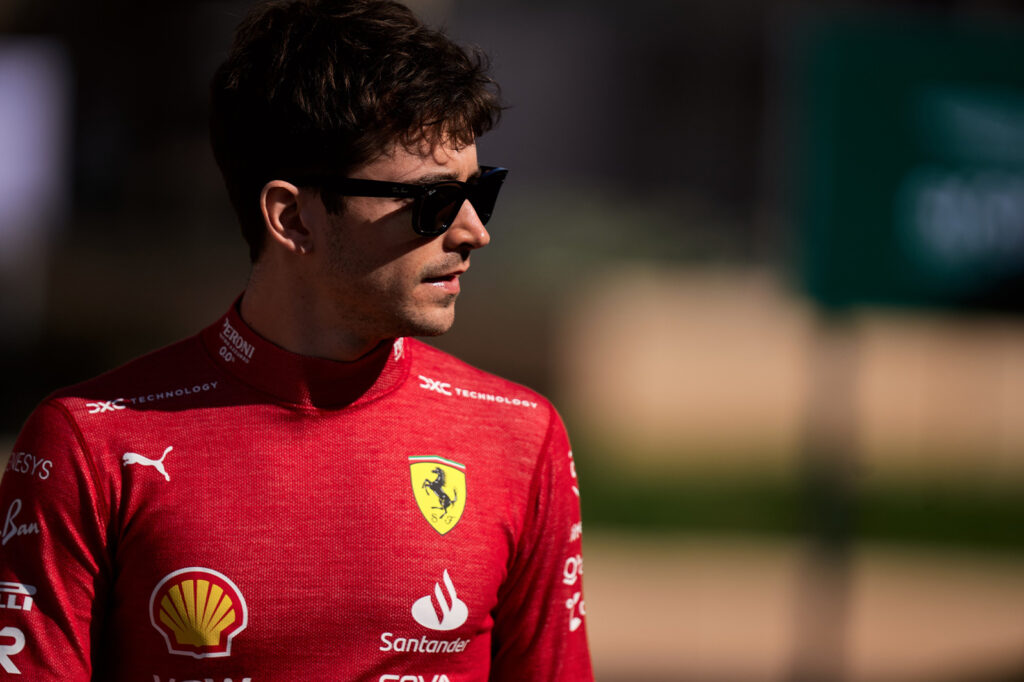 Leclerc ve a Ferrari “muy fuerte” y espera incomodar a Red Bull en el GP de China