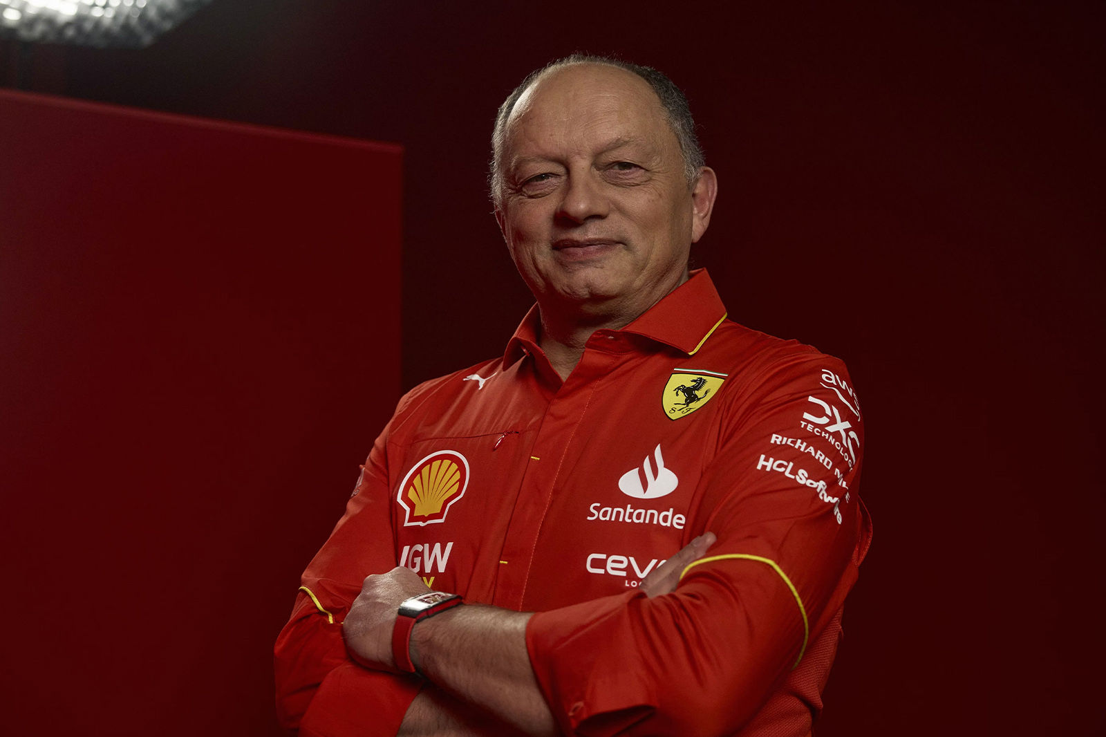 Ferrari explica que estreia de ex-diretor da Mercedes em 2025 ainda está em discussão