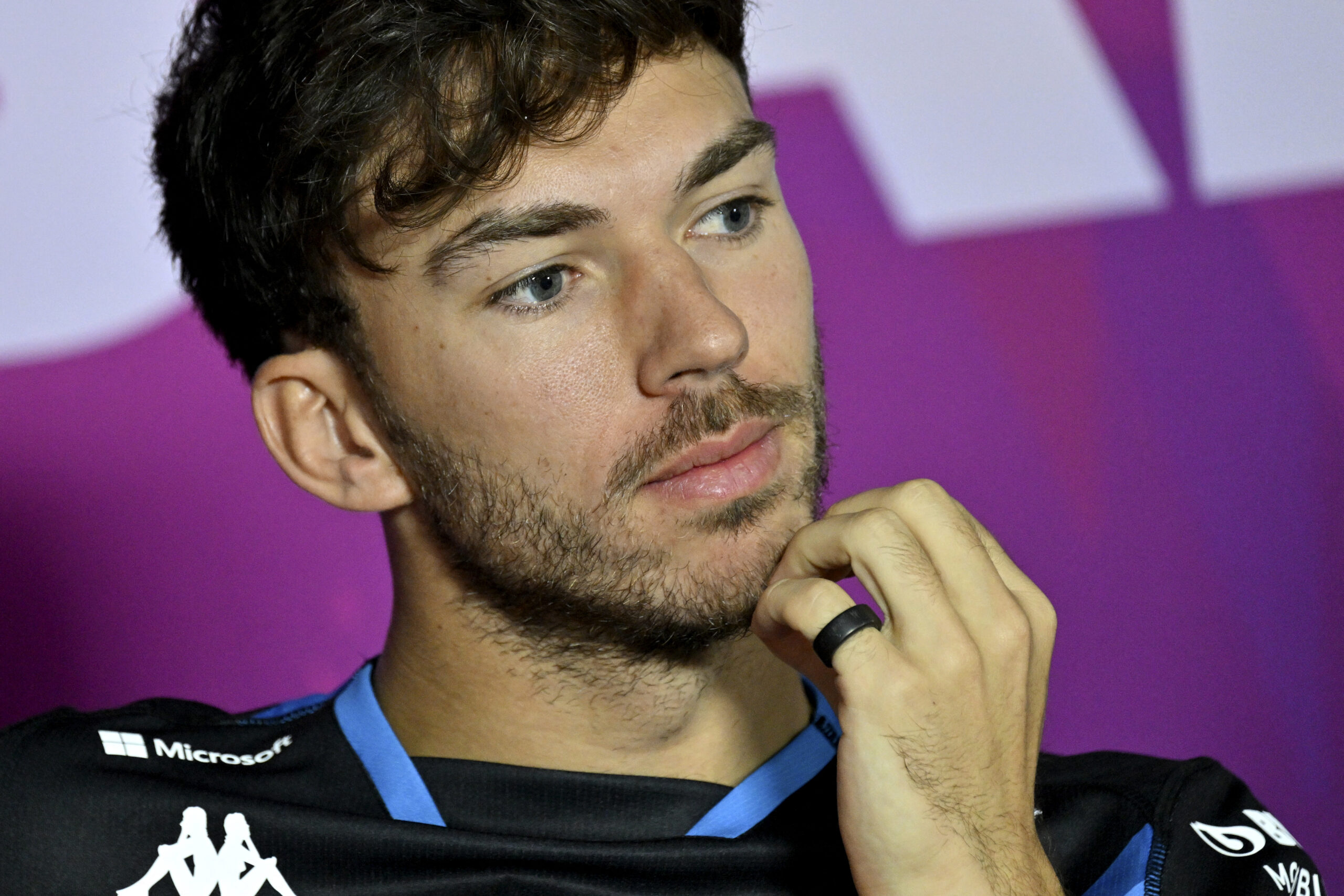 Gasly se sorprende con la salida del director de Alpine y analiza cambios: “El tiempo lo dirá”