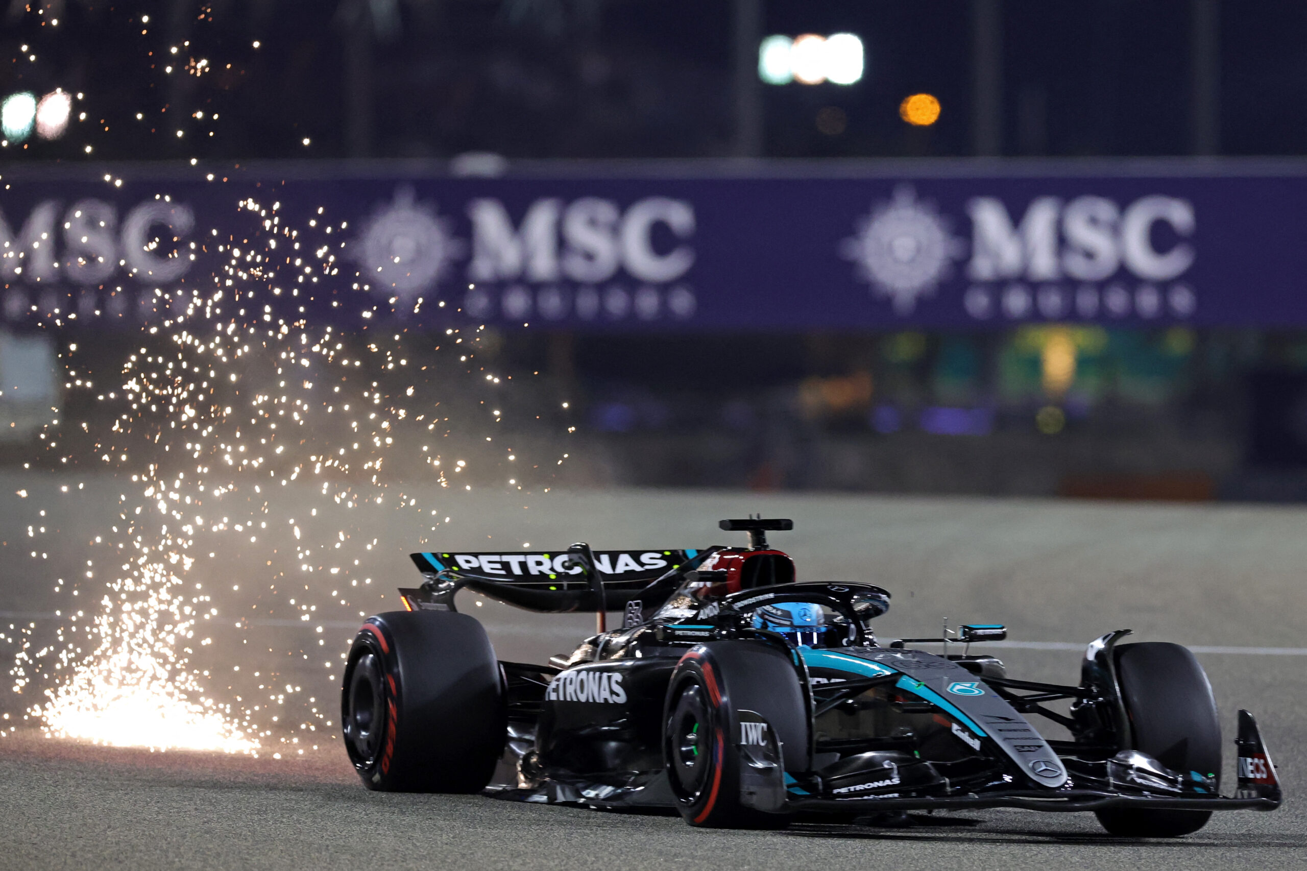 Mercedes se muestra satisfecha con tercer lugar en qualy y ve a Russell en “posición ideal”