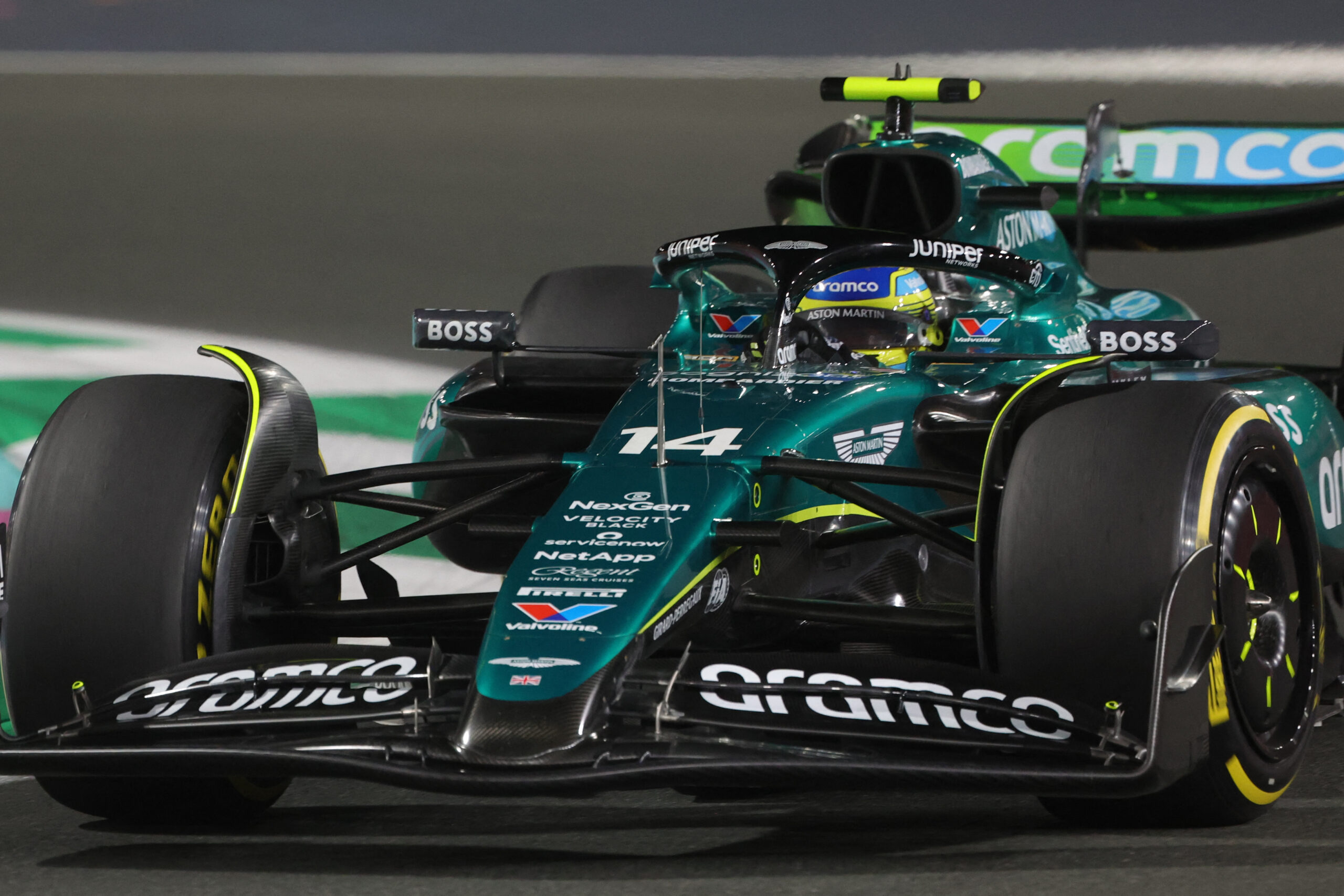 Aston Martin subestima Bahrein y pide tiempo para “hablar de pros y contras” este año