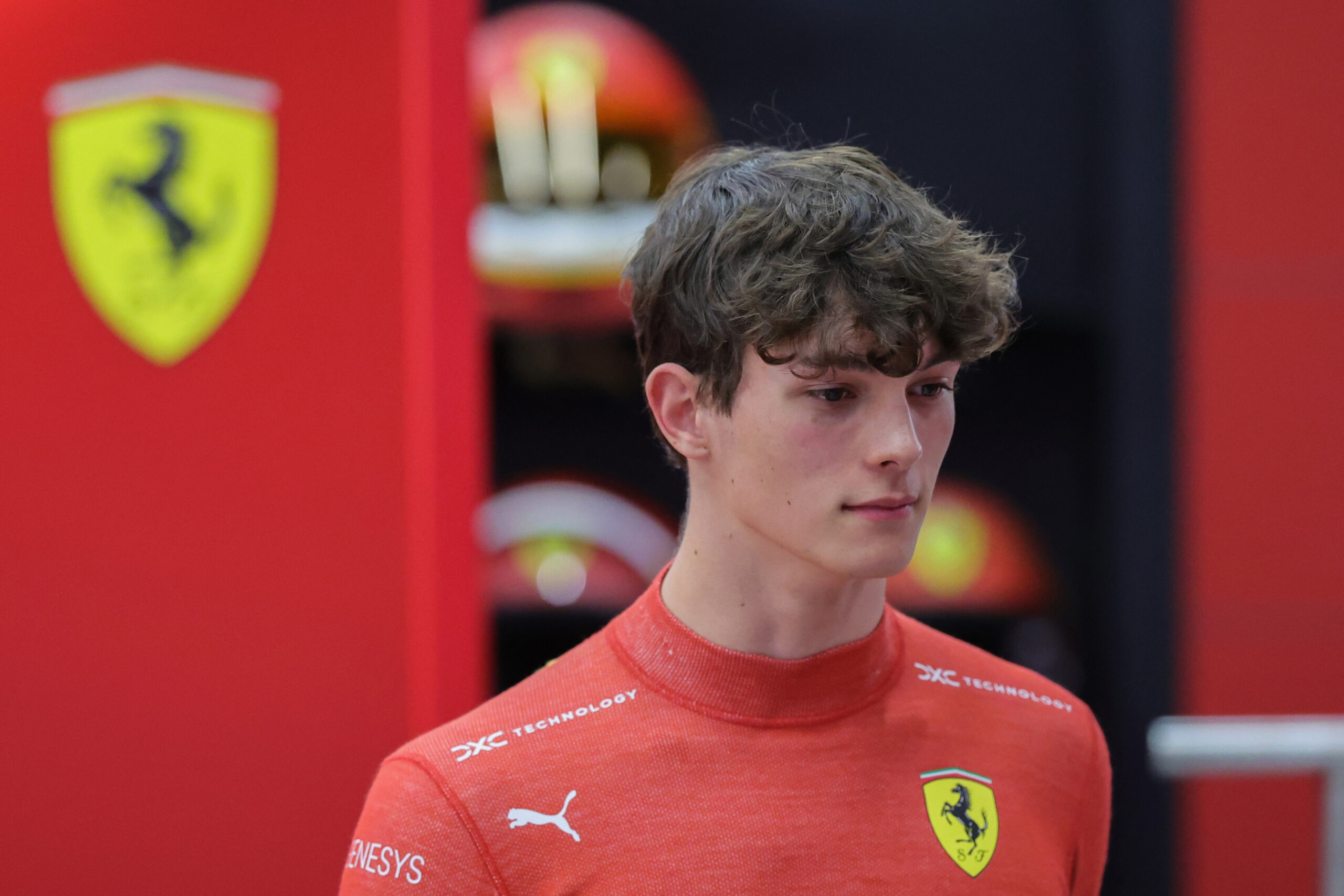 Bearman celebra puntos en su debut en F1, pero reconoce: “Cometí muchos errores”