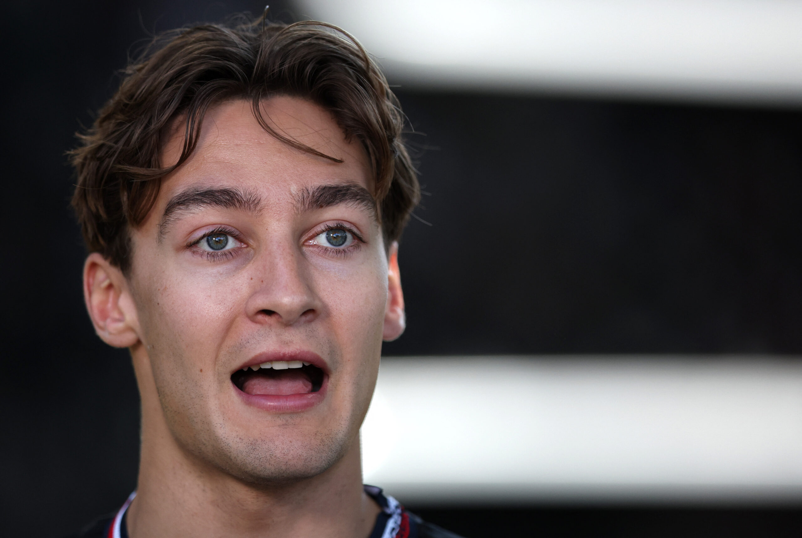 Russell pide a FIA que las investigaciones “no se escondan bajo la alfombra”