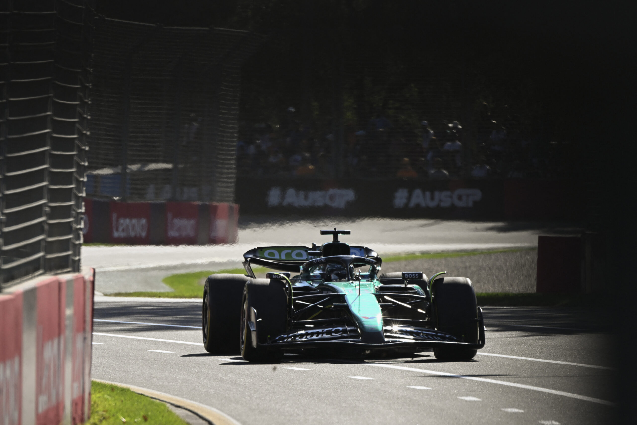 Alonso celebra desempeño de Aston Martin en el  “complicado” circuito de Albert Park