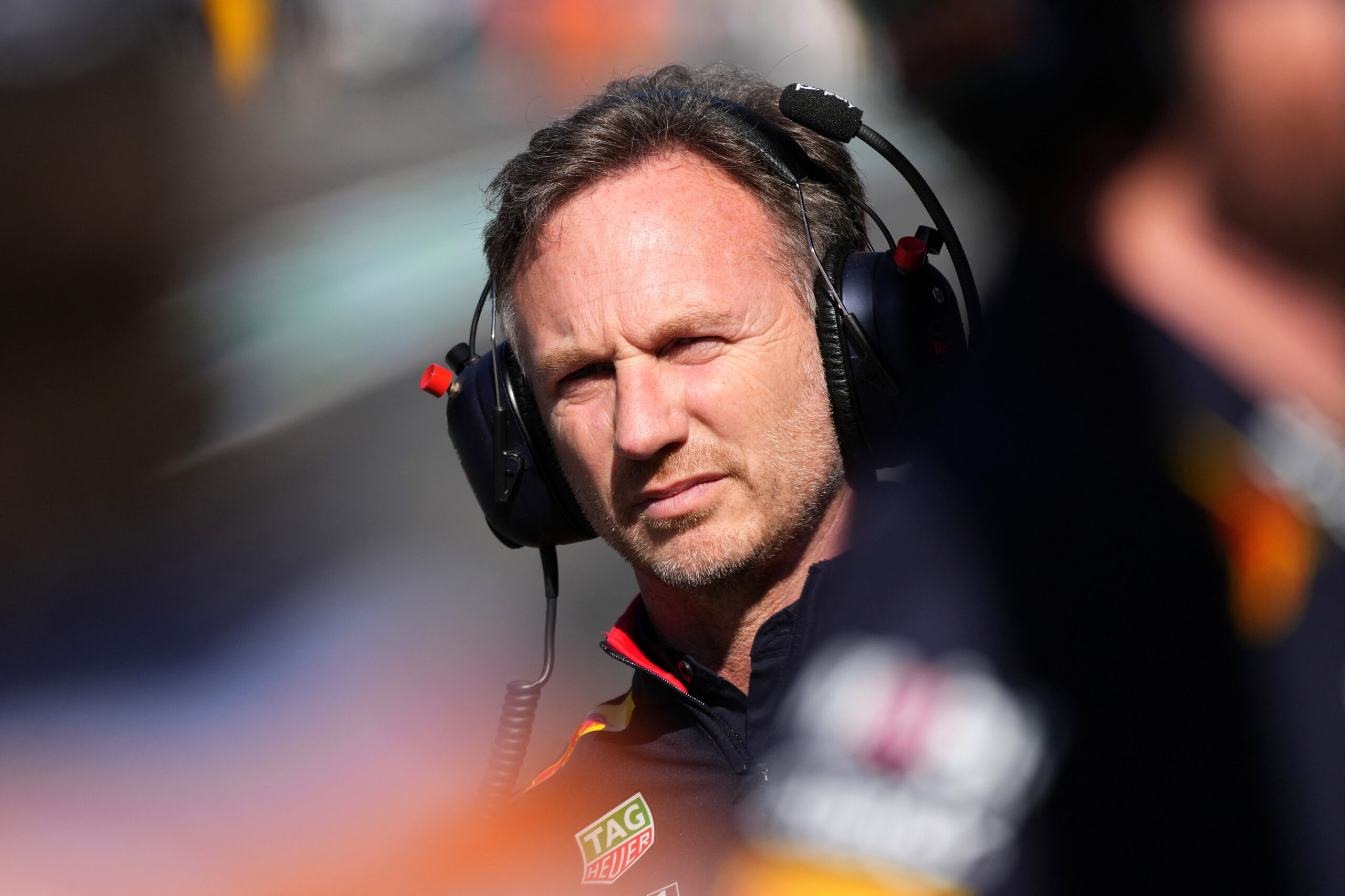 Red Bull lamenta abandono de Verstappen y exculpa a Pérez del quinto puesto en Australia