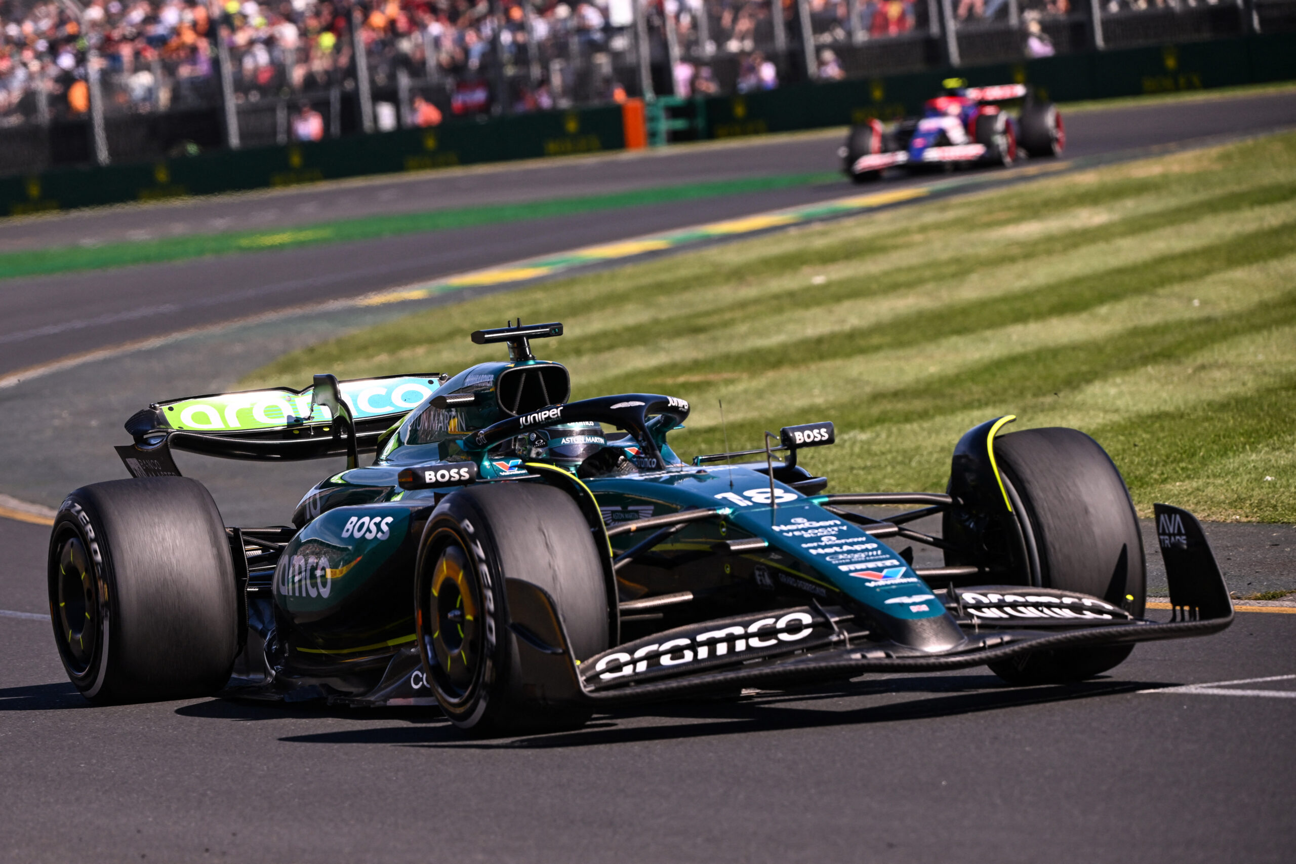 Aston Martin celebra los puntos en Australia y minimiza sanción a Alonso: “Día positivo”