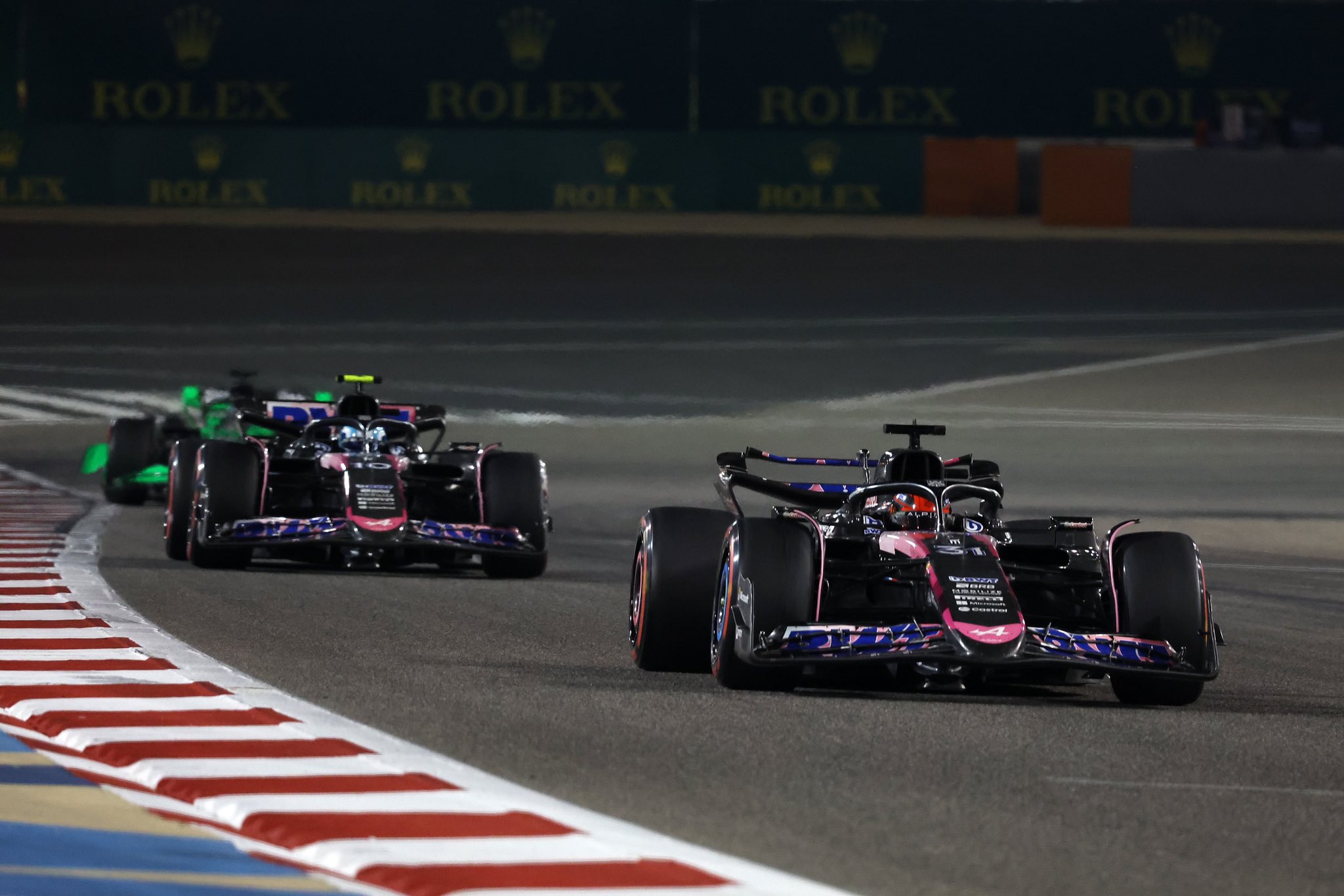 Alpine profundiza su crisis con más renuncias y aumenta la preocupación de Gasly y Ocon
