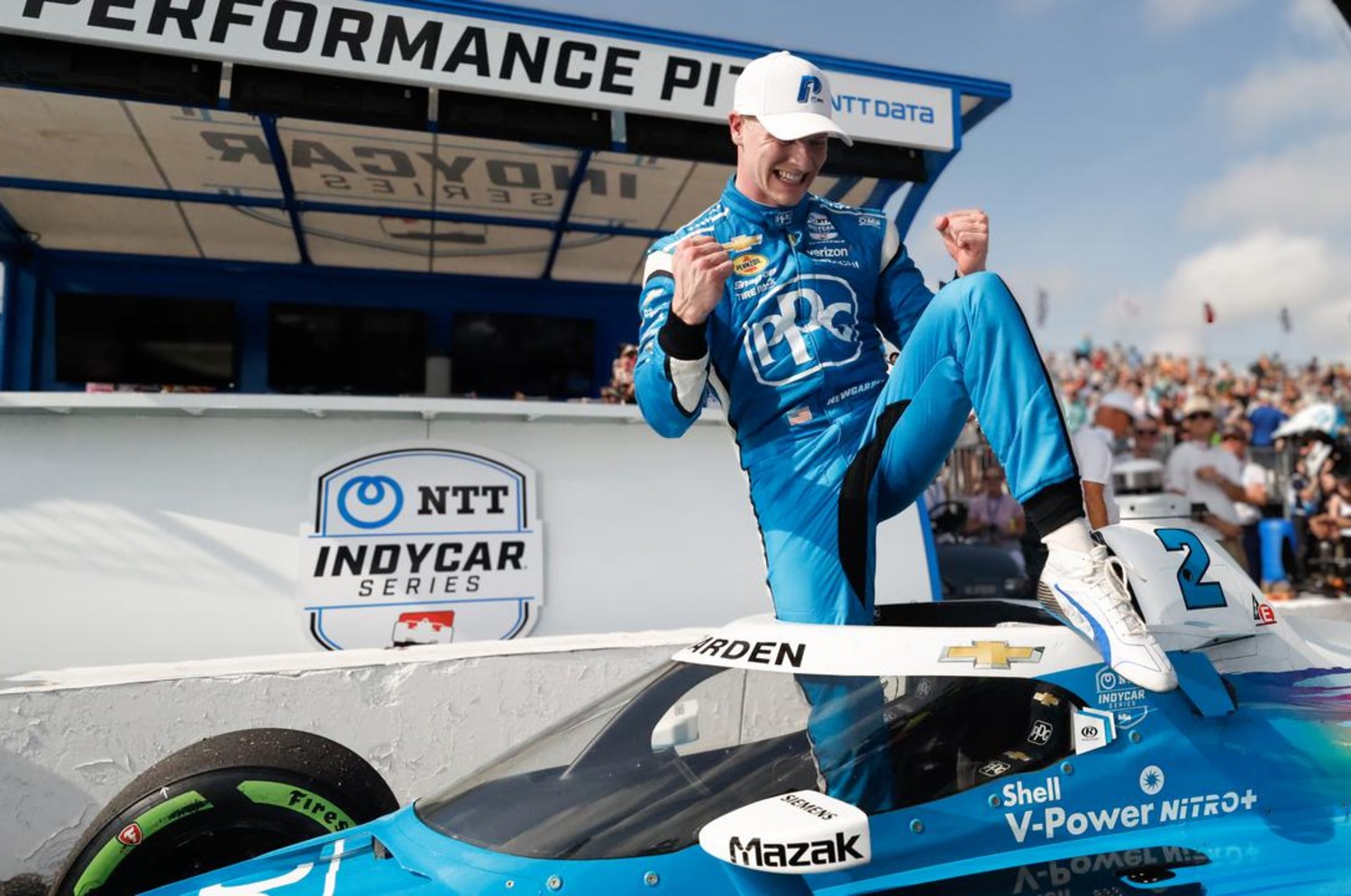 Newgarden domina con soltura en San Petersburgo y gana en IndyCar