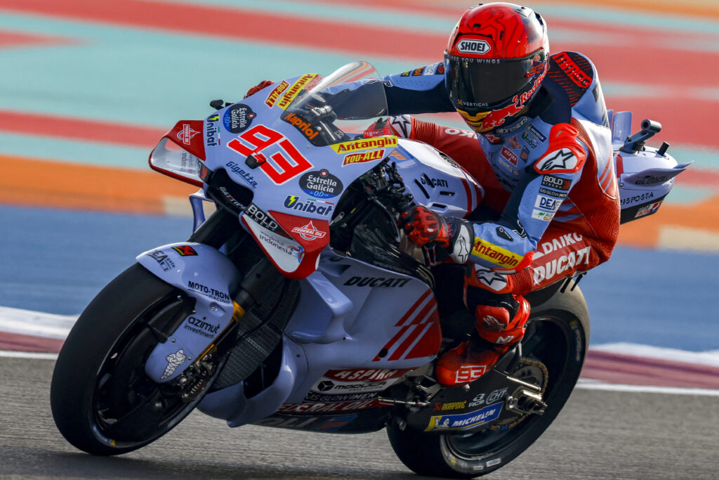 Martín lidera tiempos en Qatar; Márquez es rápido en lluvia y MotoGP altera cronograma