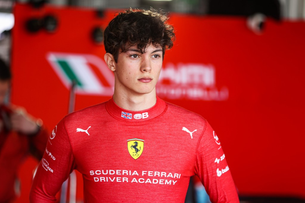 Bearman admite Fórmula E e Indy como opções, mas afirma: “Estou pronto para F1”