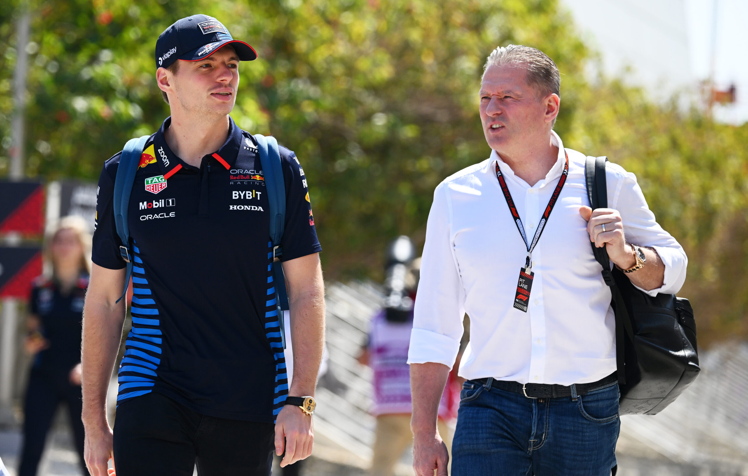 Jos Verstappen pide “paz en Red Bull” y afirma que la prioridad “es que Max siga ganando”