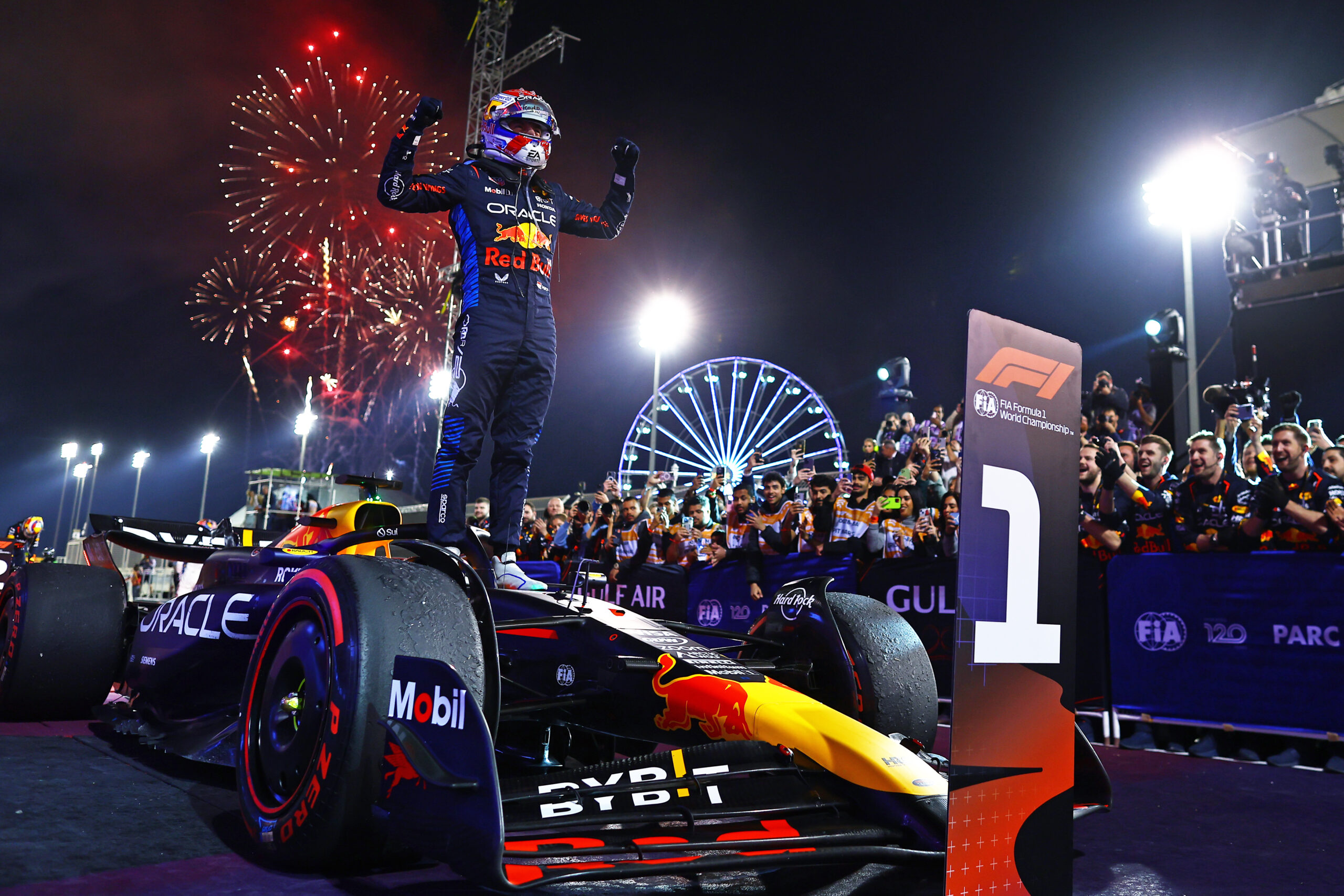 Verstappen afirma que el RB20 supera al RB19, pero avisa: “Todo auto tiene puntos débiles”