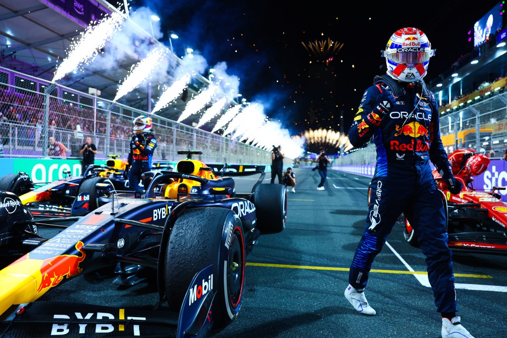 Red Bull cosecha su 115° triunfo tras ganar en Jeddah y supera a Williams en ranking de F1