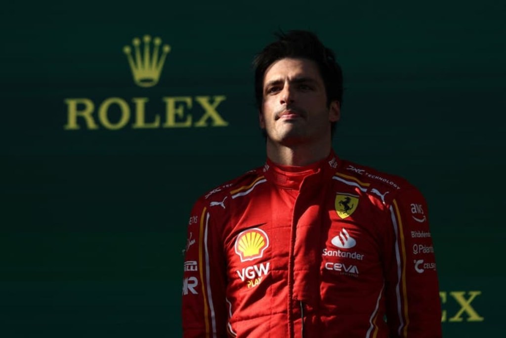 Red Bull confirma charlas, pero revela que Sainz tiene “una oferta muy lucrativa de Audi”