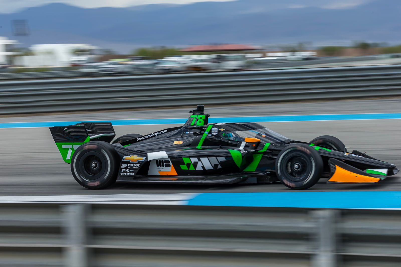 Canapino lamenta estado de pista en clasificación de la IndyCar en Thermal Club: “Pista sucia”