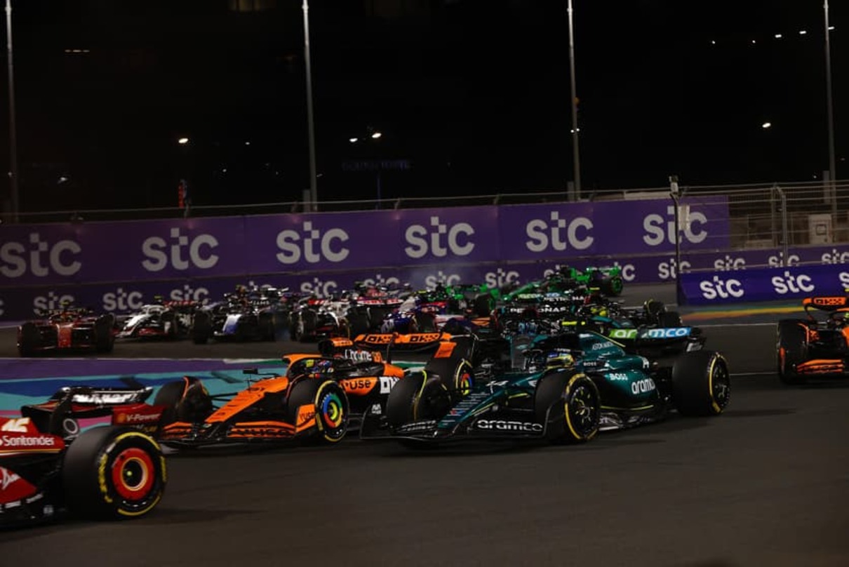 GP de Arabia Saudita 2024 tuvo poco más de la mitad de adelantamientos que en 2023