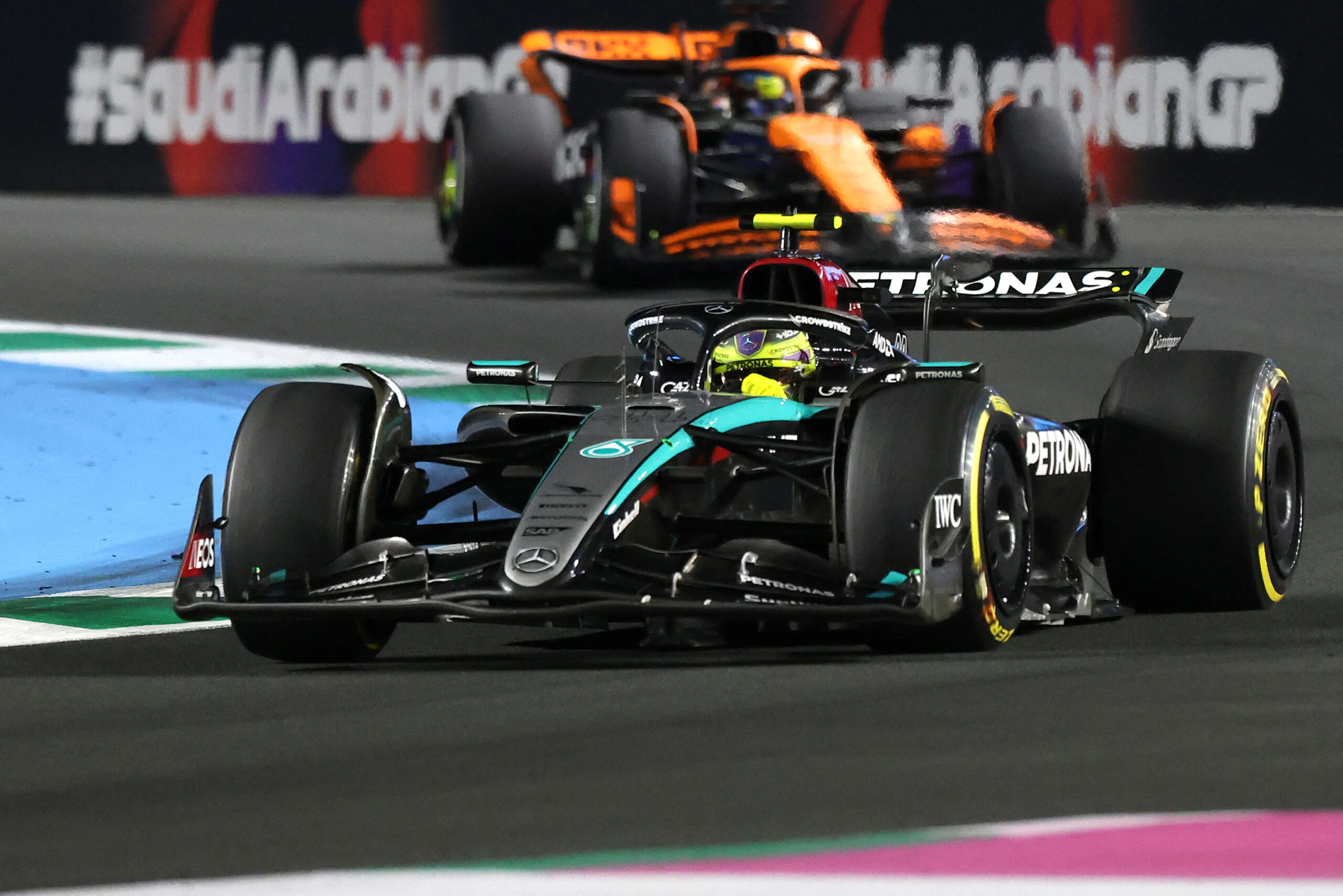 Hamilton critica el W15 y pide a Mercedes ”grandes cambios” tras GP de Arabia Saudita