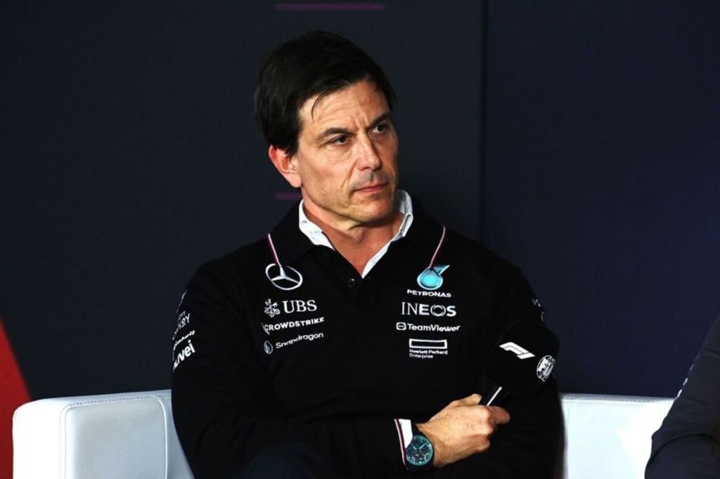 Mercedes reconoce no haber “resuelto nada” tras los cambios en el W15: “Perdimos el rumbo”