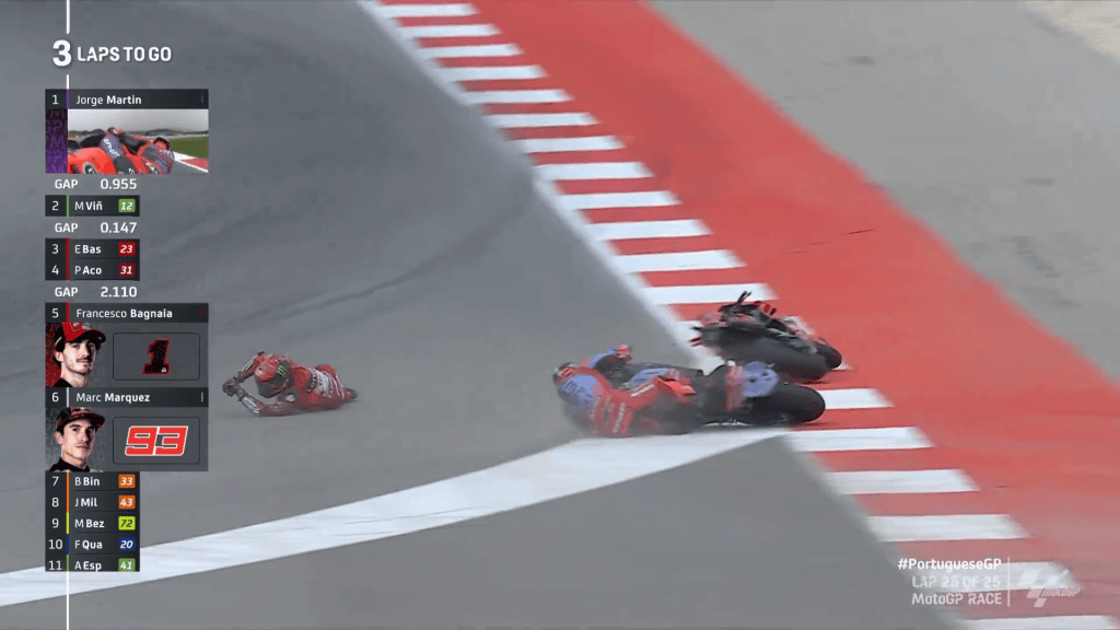 Polémico toque entre Bagnaia y Marc Márquez en GP de Portugal de MotoGP