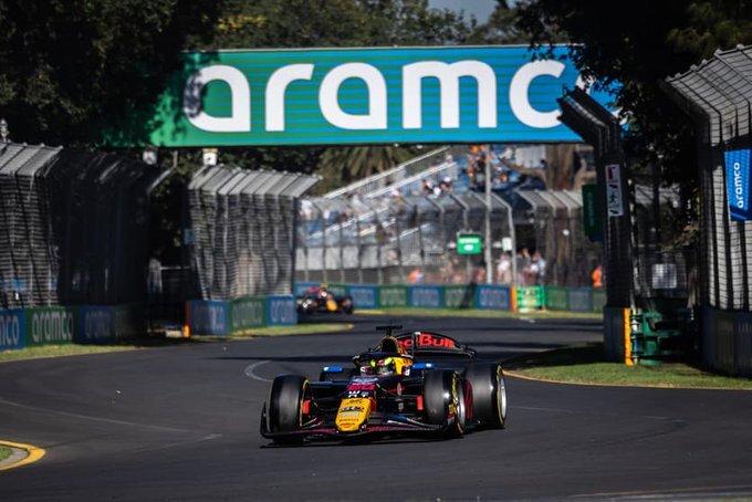 Hadjar gana caótico Sprint de F2 en Australia. Colapinto quinto y Duerksen abandona