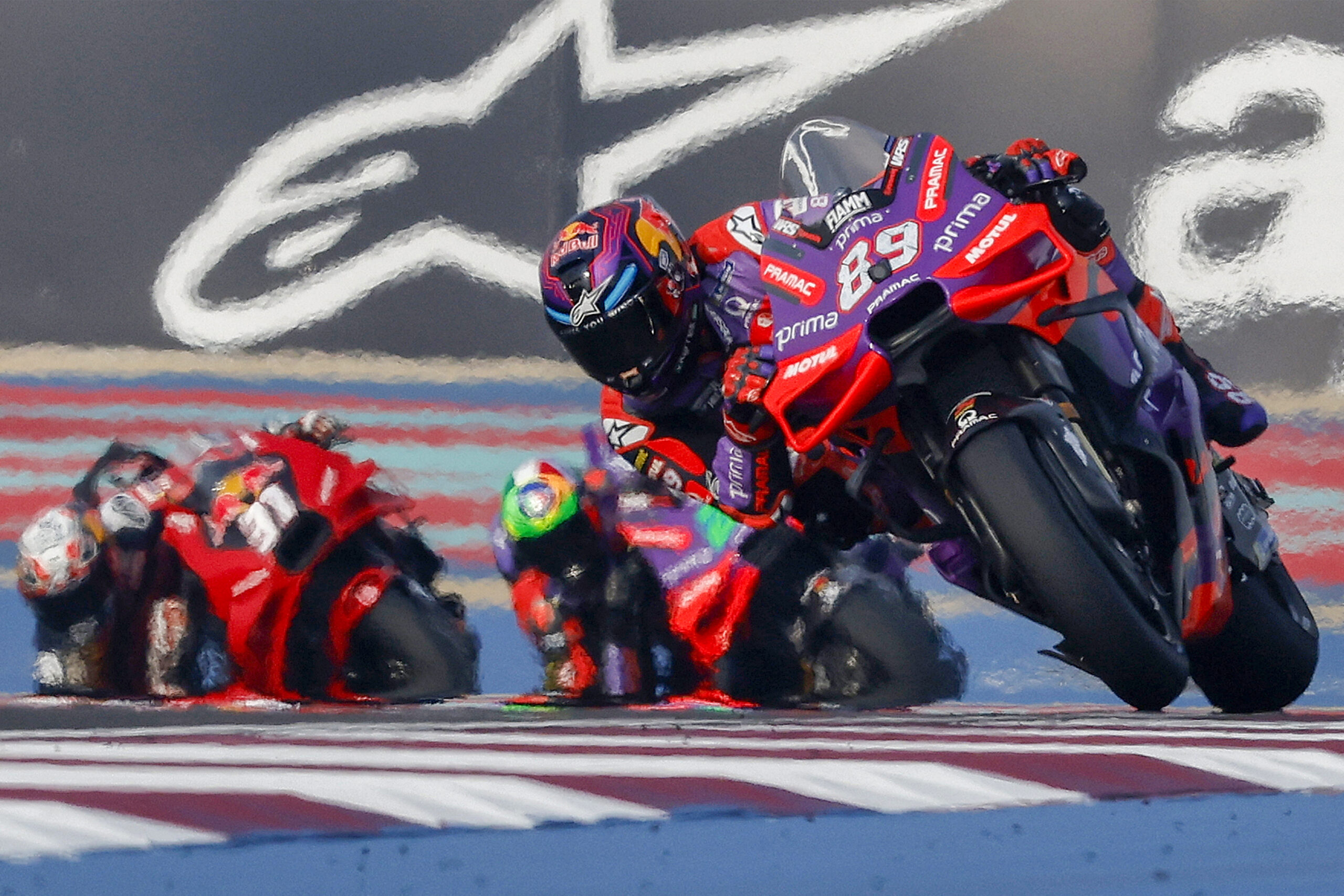 FIM descarta eventos conjuntos de MotoGP y F1, pero defiende colaboración con FIA