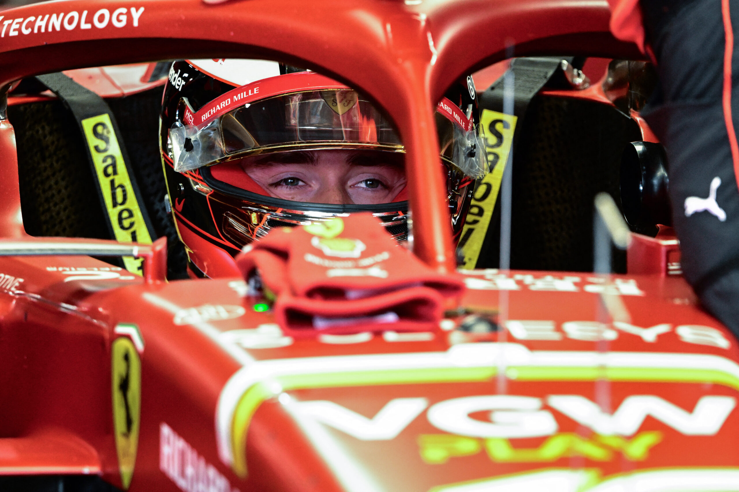 Leclerc lamenta “falta de ritmo” de Ferrari y aduce falta de adherencia: “No era buena”