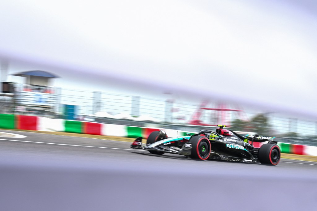 Mercedes analiza “coche complejo” tras carreras y se enfoca en sus propios resultados