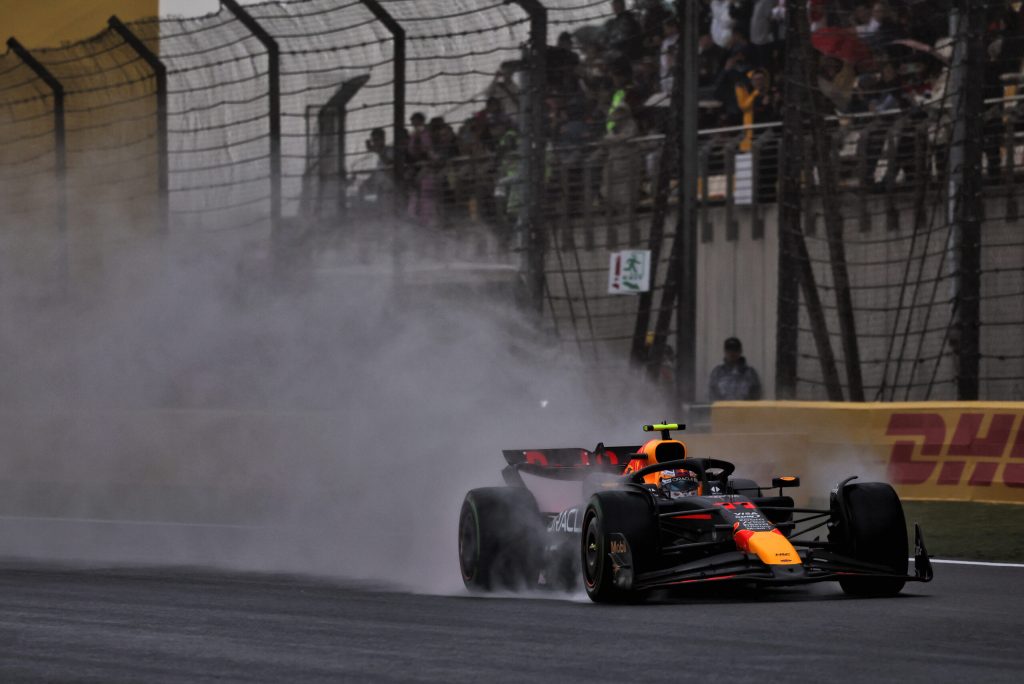 Pérez espera un auto “prometedor” en China pese al error final en qualy shootout