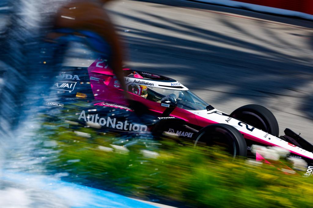 Kirkwood lidera entrenamiento en Long Beach y se posiciona como favorito: Canapino 9°