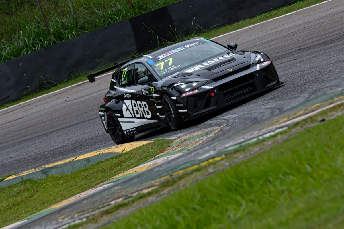 Reis y Foresti vencen en inicio de TCR Sudamericano en Interlagos; Fontana, 6°