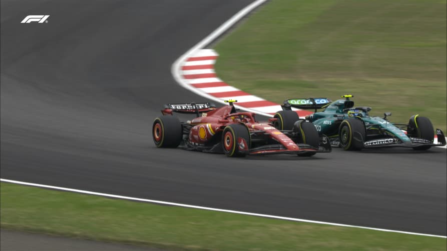 Sainz lamenta la maniobra “optimista” de Alonso en China: “Le costó la carrera y la mía”