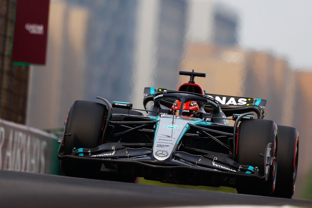 Mercedes prepara desarrollos para solucionar “problema fundamental de equilibrio” del W15