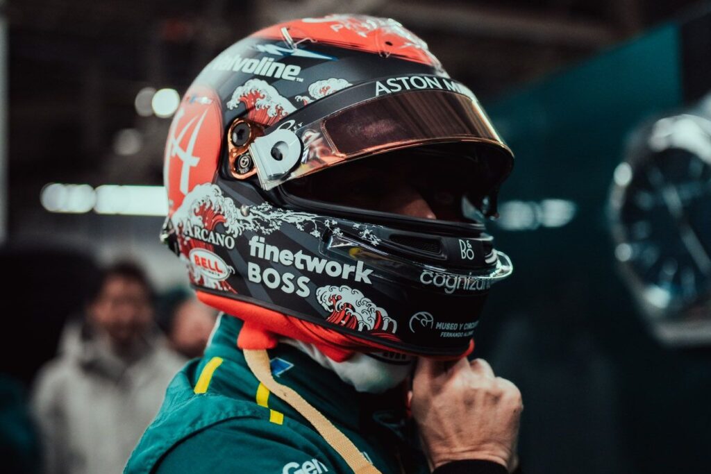 Alonso dice que “respira y vive” la Fórmula 1, y ve lejos el retiro: “Me encanta ser piloto”