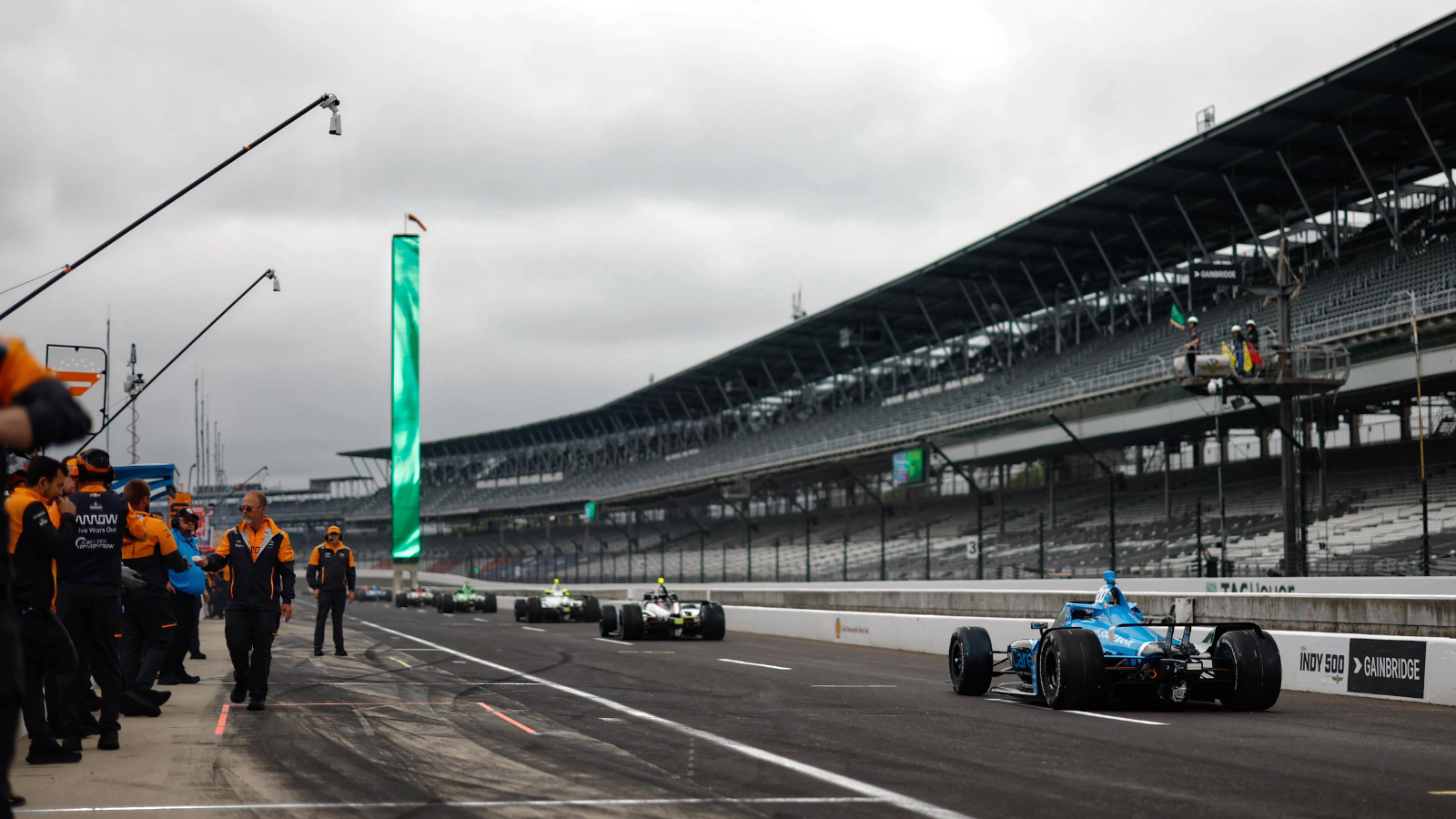 Dixon establece tiempo rápido en Indianapolis antes de que la lluvia suspenda la FP1
