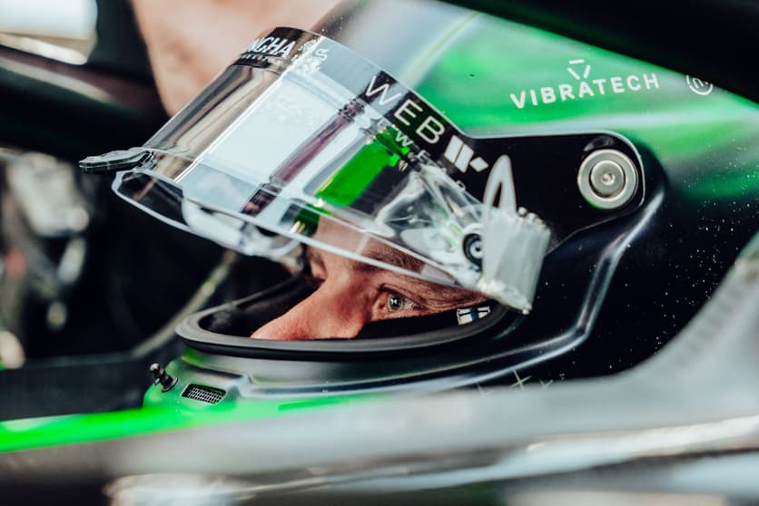 Bottas pierde tres posiciones en la carrera sprint de Miami por incidente con Piastri