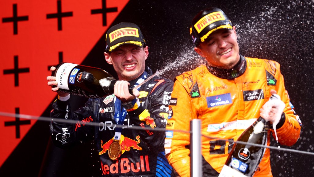Red Bull elogia a Verstappen tras sus victorias en Imola y en iRacing: «Máquina de carreras»