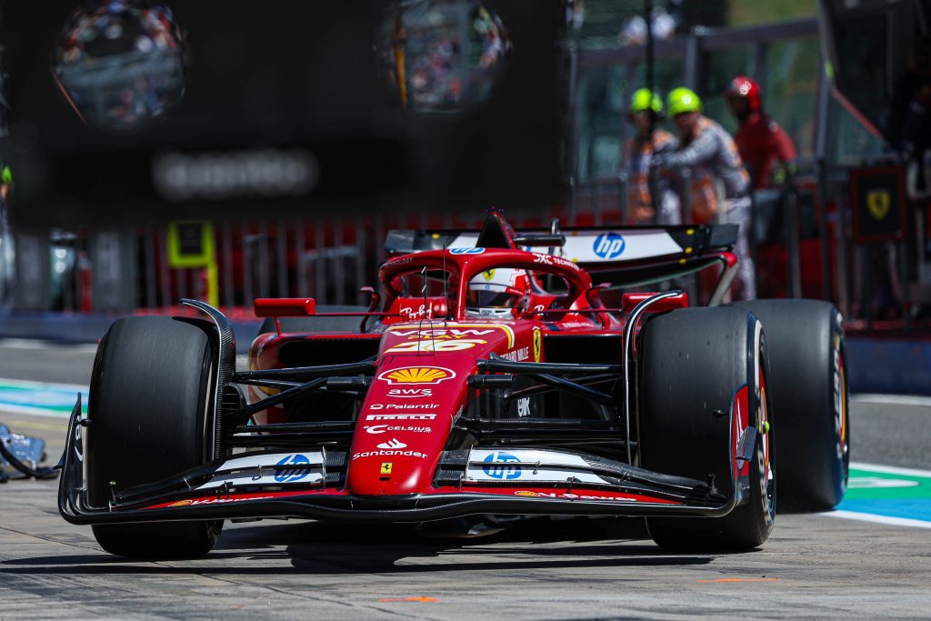 Leclerc arranca al frente y lidera FP1 del GP de Emilia Romaña; Verstappen, 5°