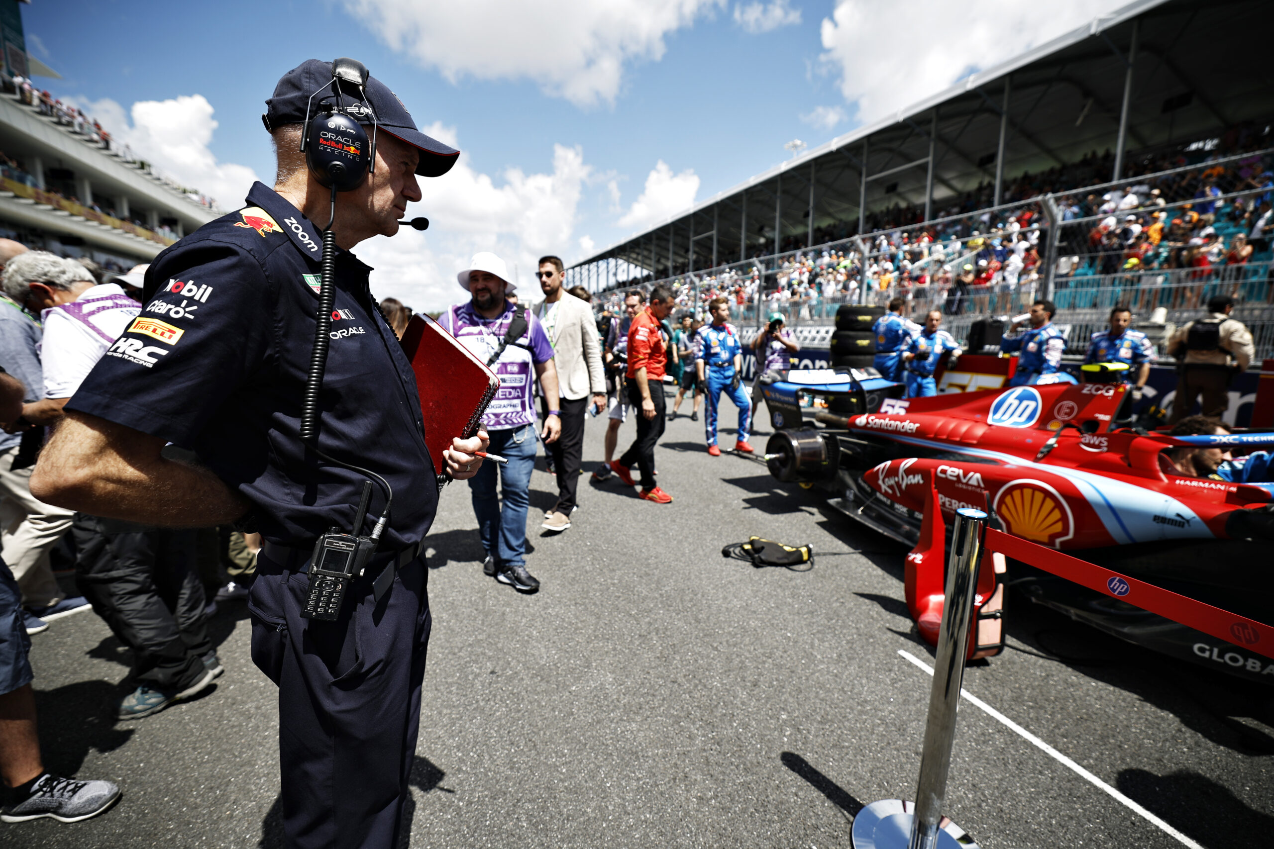 Newey admite que estudia “ir a otro equipo y seguir 4 o 5 años más” en la Fórmula 1