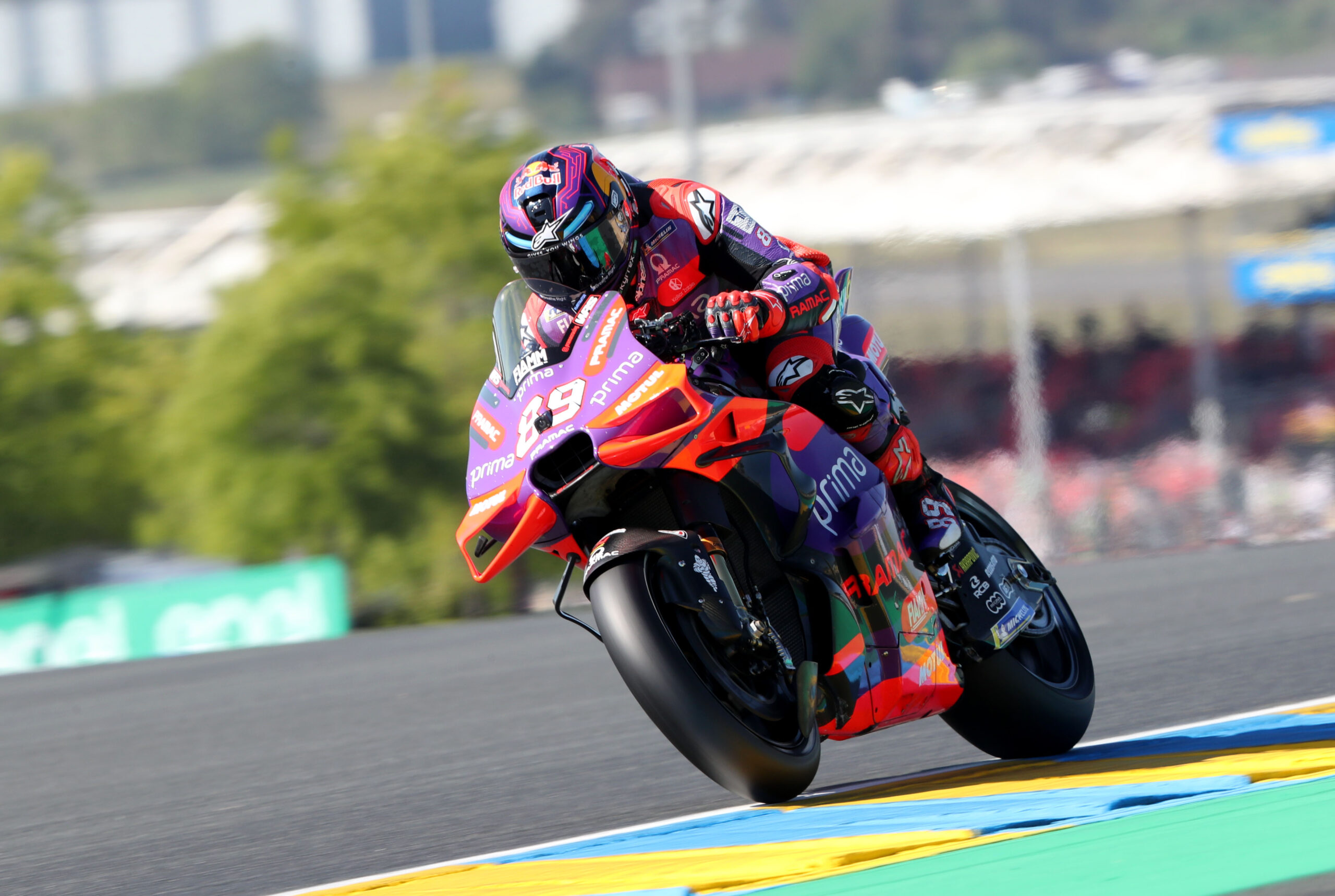 Martín lidera las prácticas libres del viernes de MotoGP para el GP de Francia