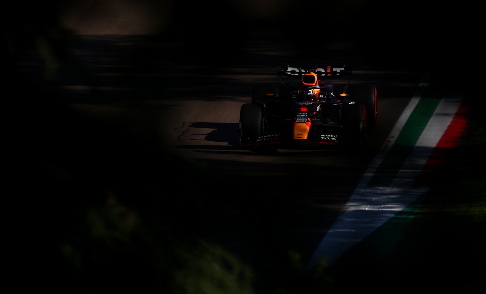 Red Bull agradece rebufo de Hülkenberg para pole en Ímola: “Verstappen recuperó 0s2”