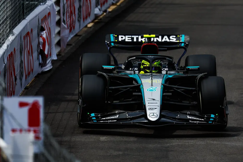 Hamilton, sorprendido por el rendimiento de Mercedes en Mónaco: “El mejor día en pista”