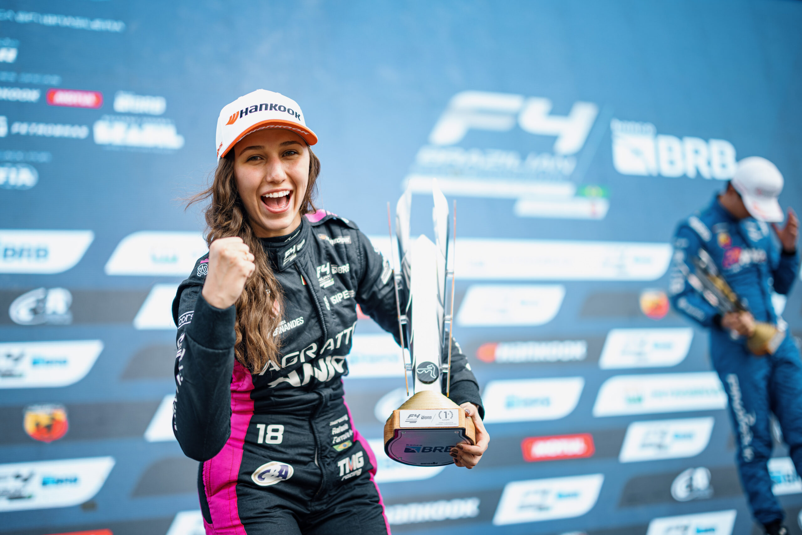Rafaela Ferreira aposta em pilota chegando à F1 “em 6 anos”: “Equipes estão engajadas”